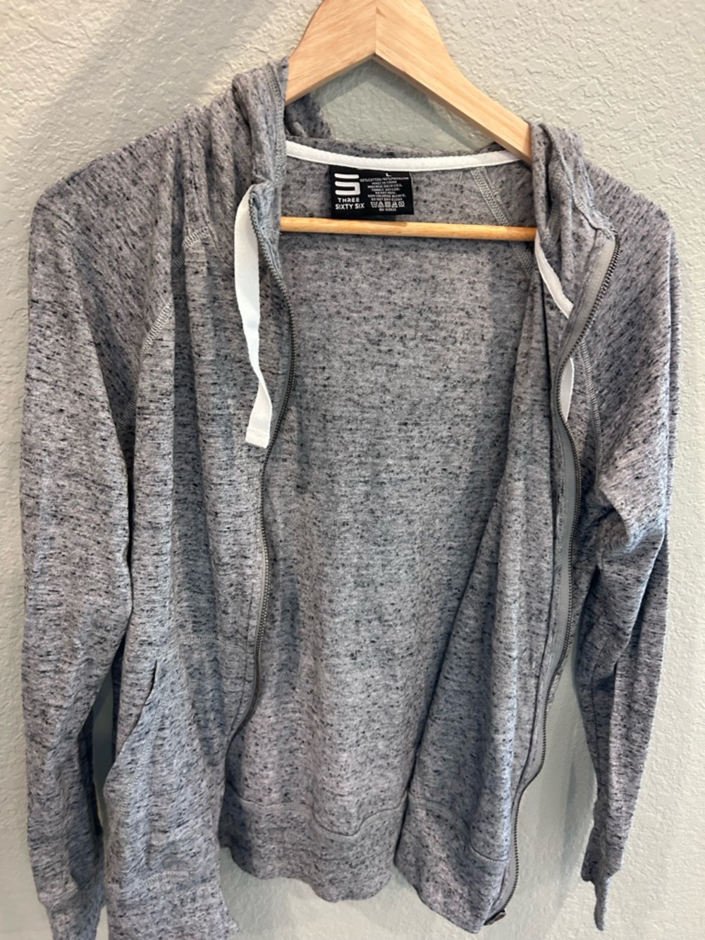 Women’s Three Sixty Six Light Jacket Size Large